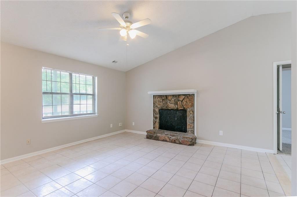 332 Cheryl Court, Jonesboro, Georgia image 7