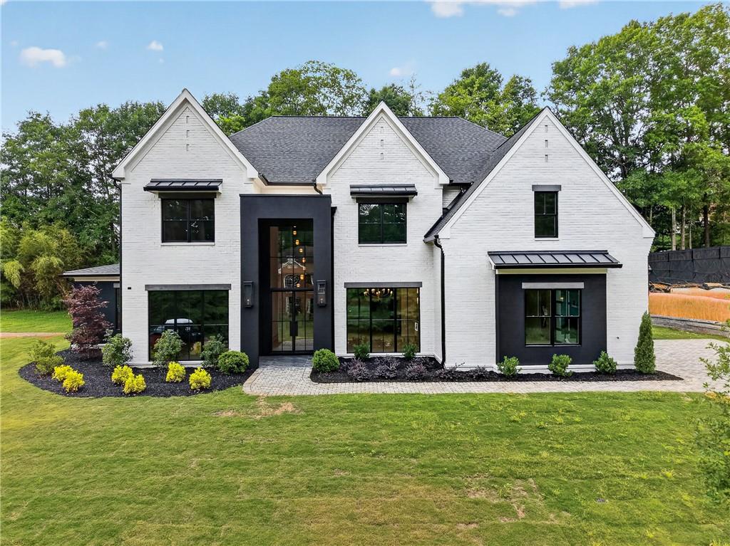 Photo 1 of 39 — 423 Lynne Circle, Alpharetta, GA 30009