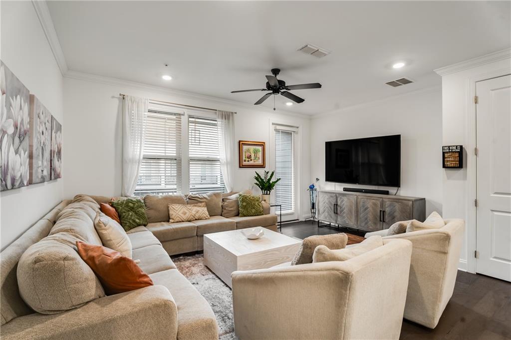6635 Beacon Drive, Atlanta, Georgia image 7