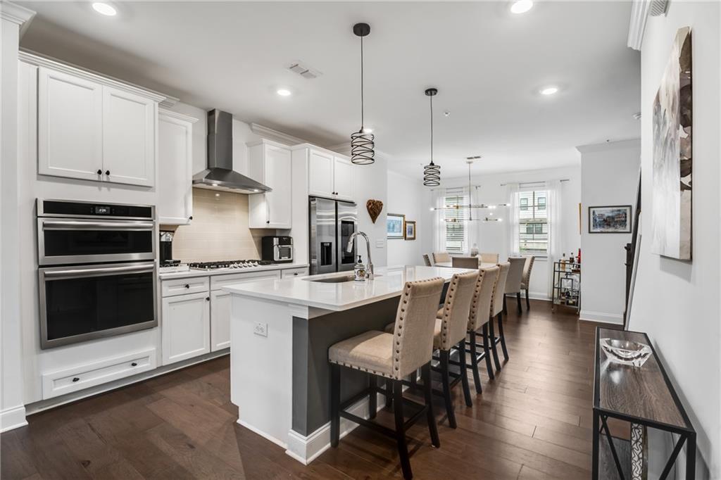 6635 Beacon Drive, Atlanta, Georgia image 9