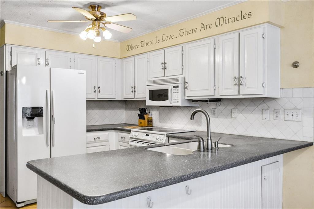 4203 Deerbrook Way, Lilburn, Georgia image 12