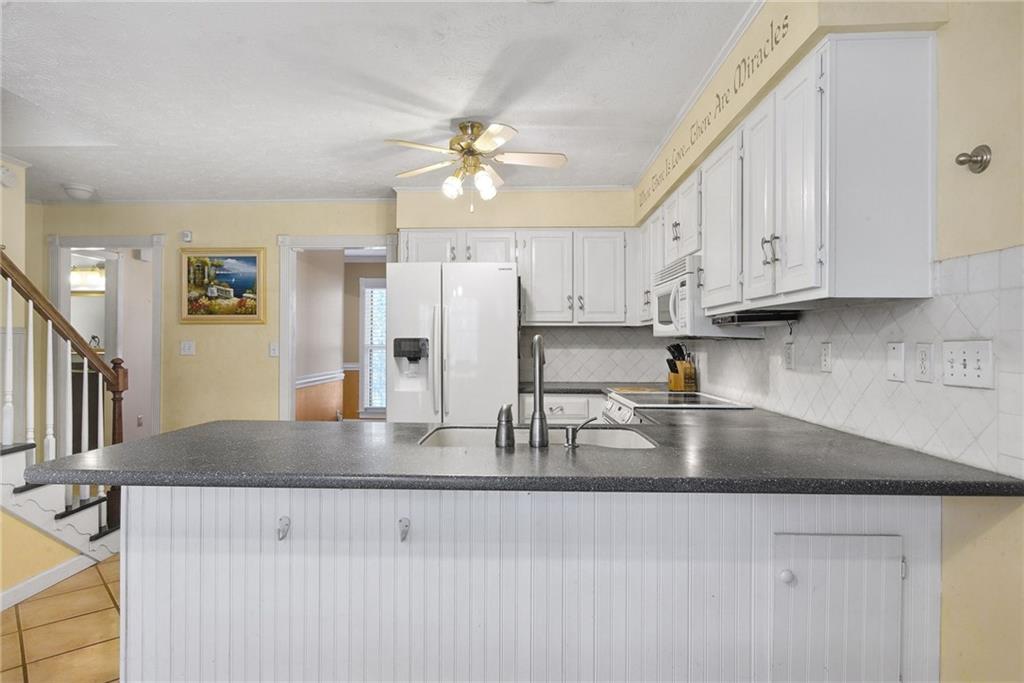 4203 Deerbrook Way, Lilburn, Georgia image 13