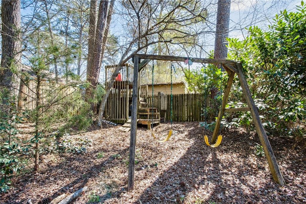 4203 Deerbrook Way, Lilburn, Georgia image 39