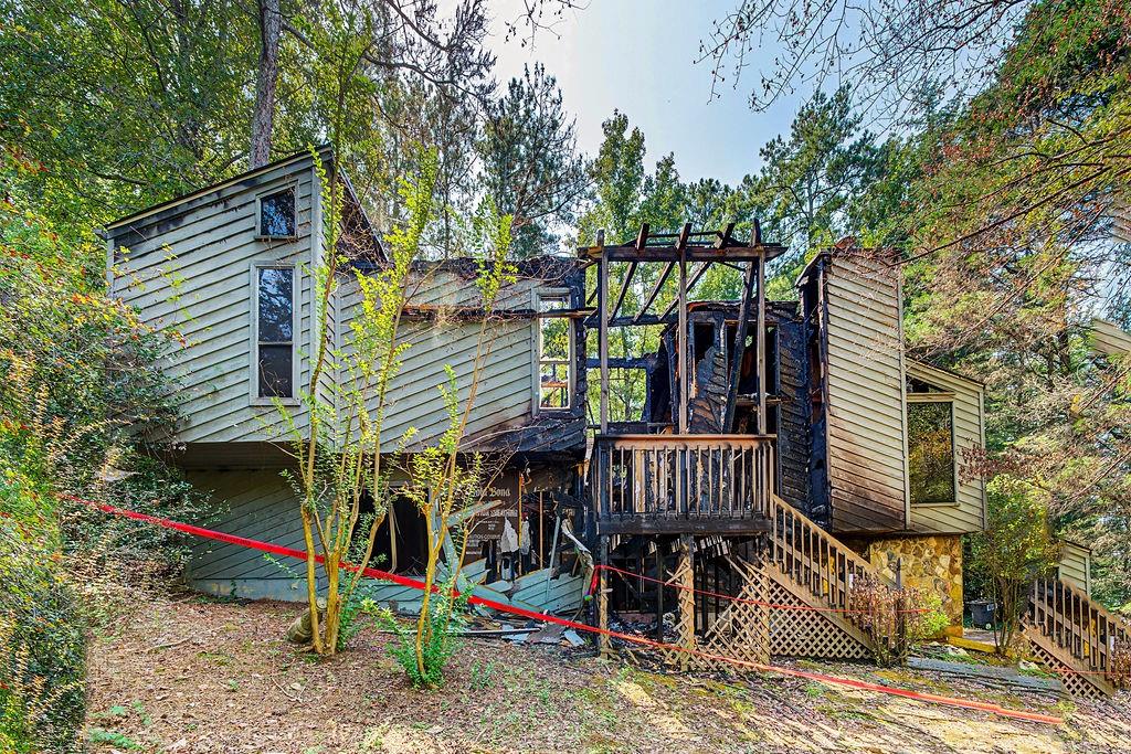 2615 Rocky Springs Drive