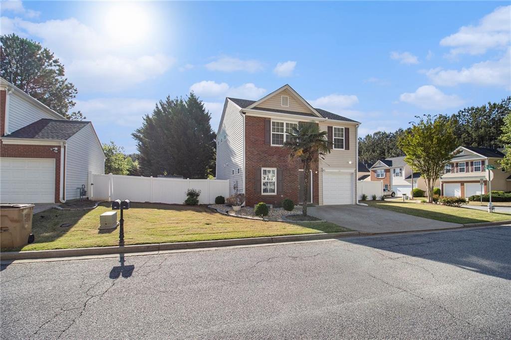206 Oak Grove Way, Acworth, Georgia image 3