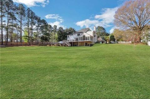 A home in Lilburn