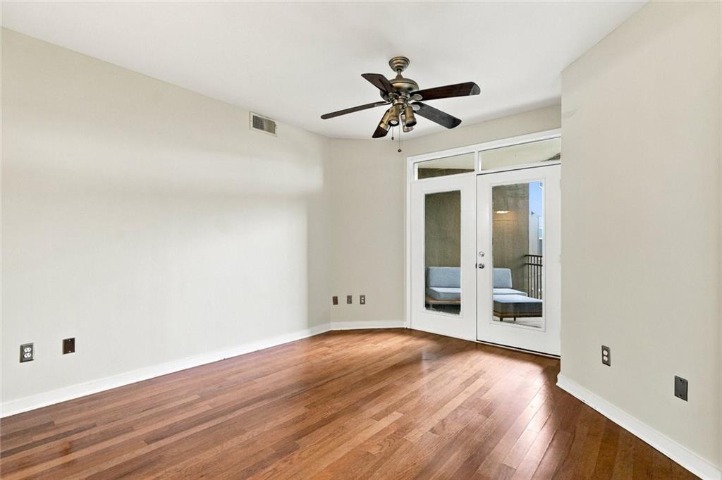 390 17th Street NW 5042