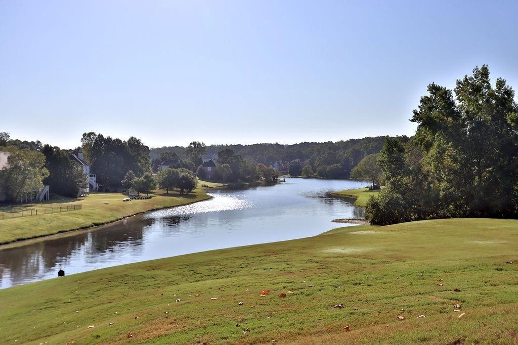 1435 Lake Heights Circle