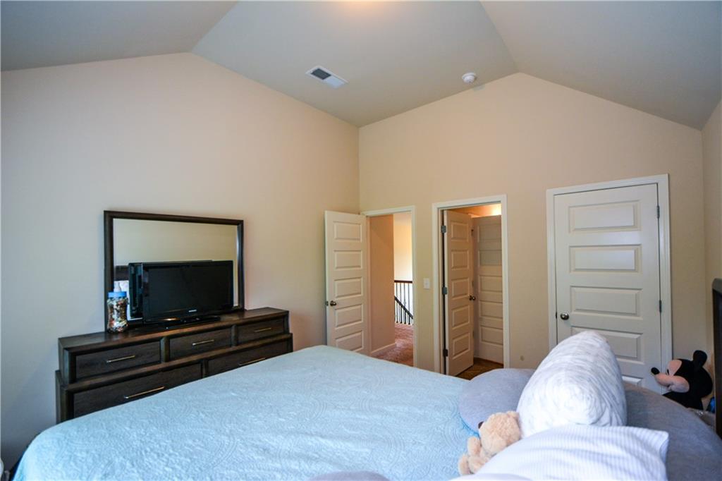 6816 Diamond Drive, Rex, Georgia image 28
