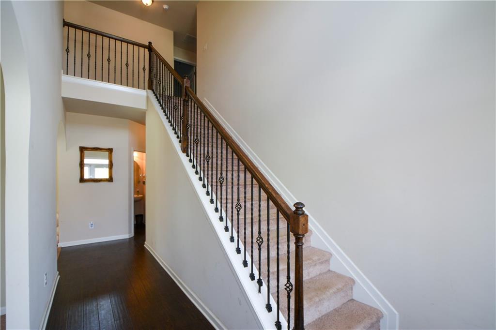 6816 Diamond Drive, Rex, Georgia image 12