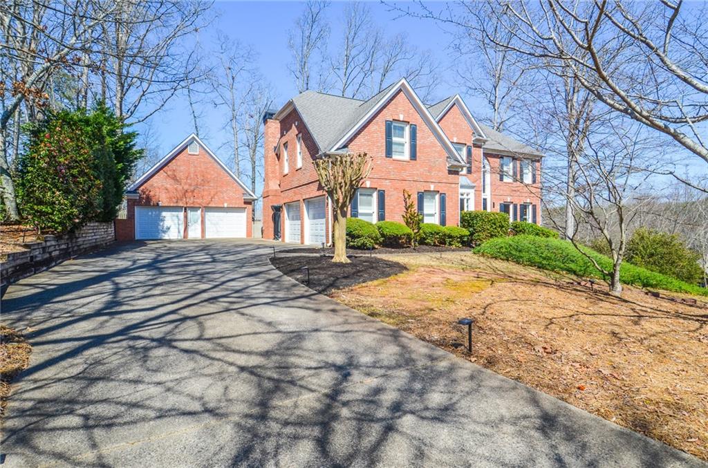 6450 Oak Valley Drive, Cumming, Georgia image 1