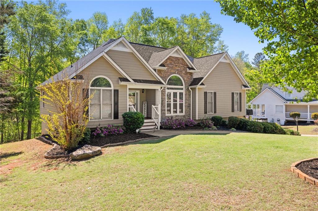 840 Whitby Drive, Douglasville, Georgia image 3