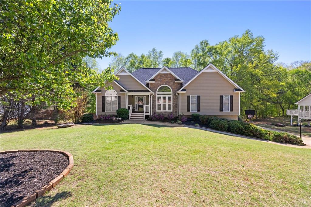 840 Whitby Drive, Douglasville, Georgia image 1