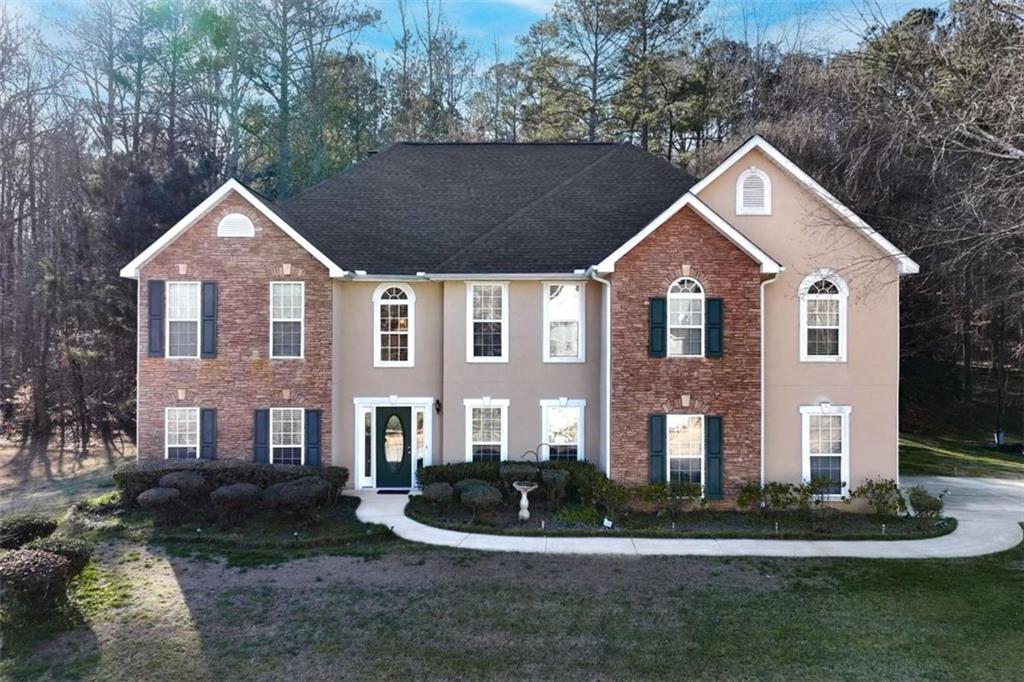 3920 Vine Gate Drive, Lithonia, Georgia image 1