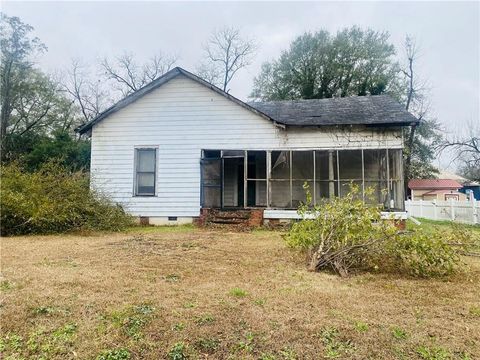 Homes For Sale - 667 Alston Street<br/> Richland, GA 31825