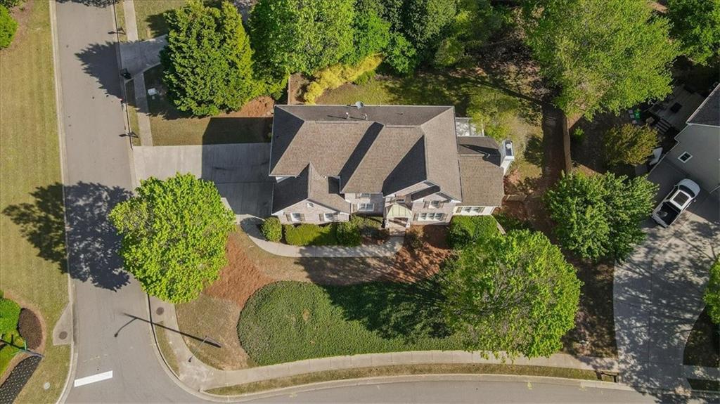 520 Waterside Court