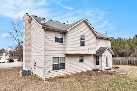 A home in Ellenwood