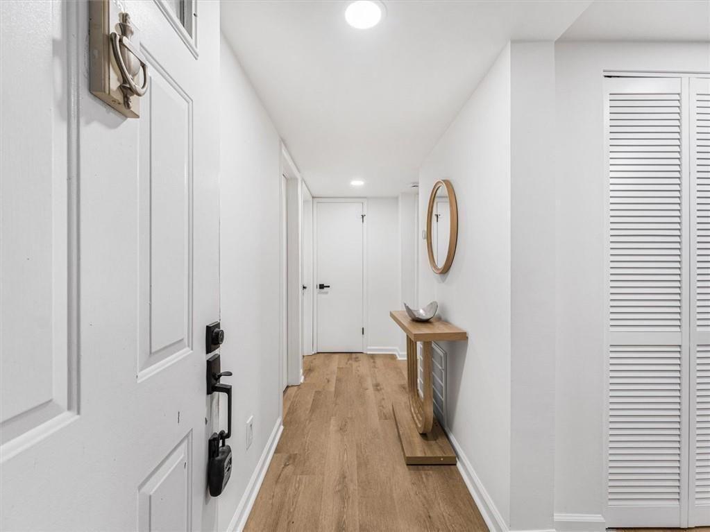 2185 Surrey Court SE