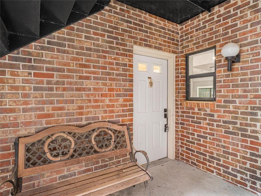 2185 Surrey Court SE