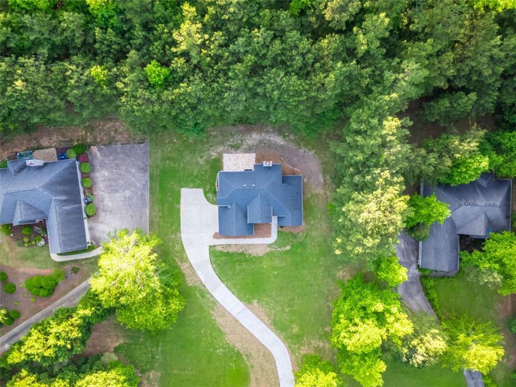 4085 Fawn Valley Drive, Loganville, Georgia image 3