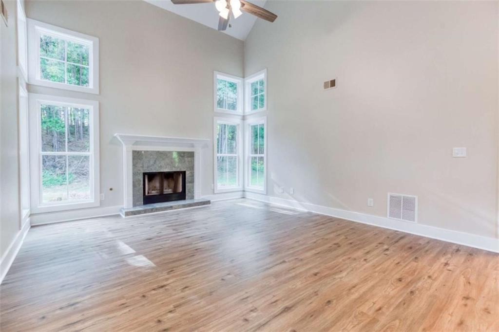 4085 Fawn Valley Drive, Loganville, Georgia image 18