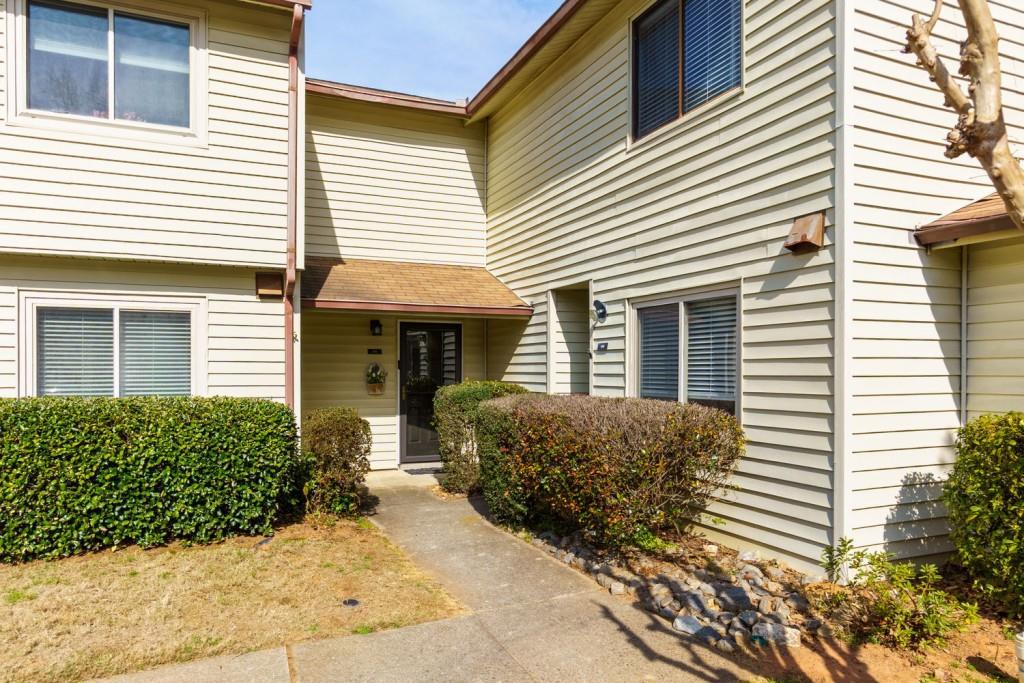 1164 Country Court, Lawrenceville, Georgia image 8