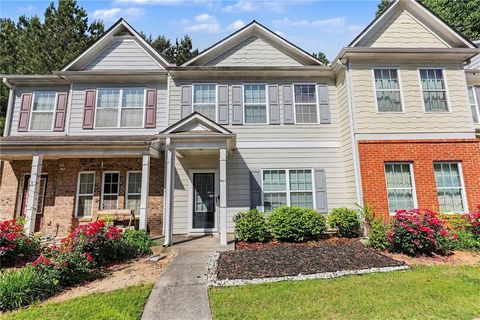 Townhouse For Sale - 6211 Shoals Loop<br/> Union City, GA 30291