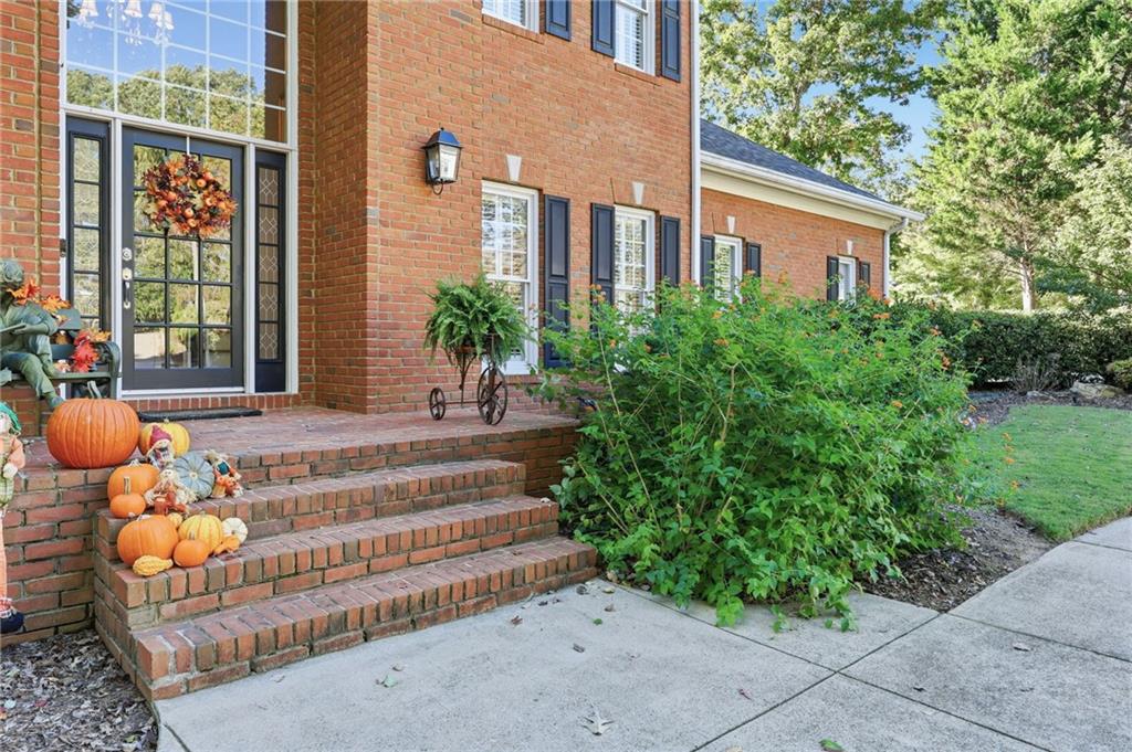 3055 Chattahoochee Trace