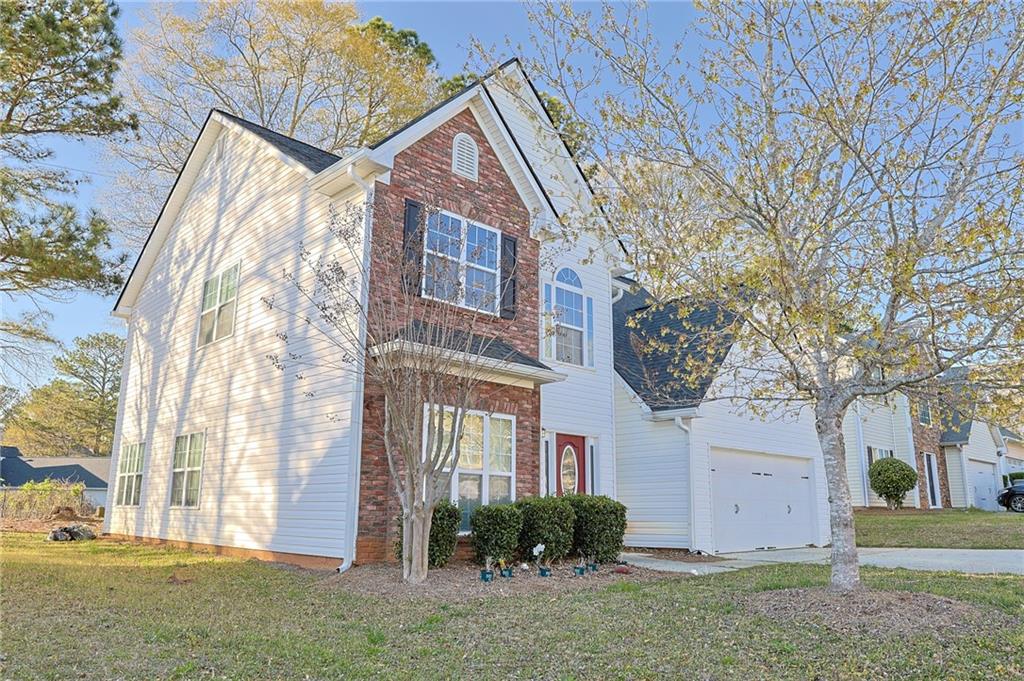 910 Lakeside Court, Loganville, Georgia image 3