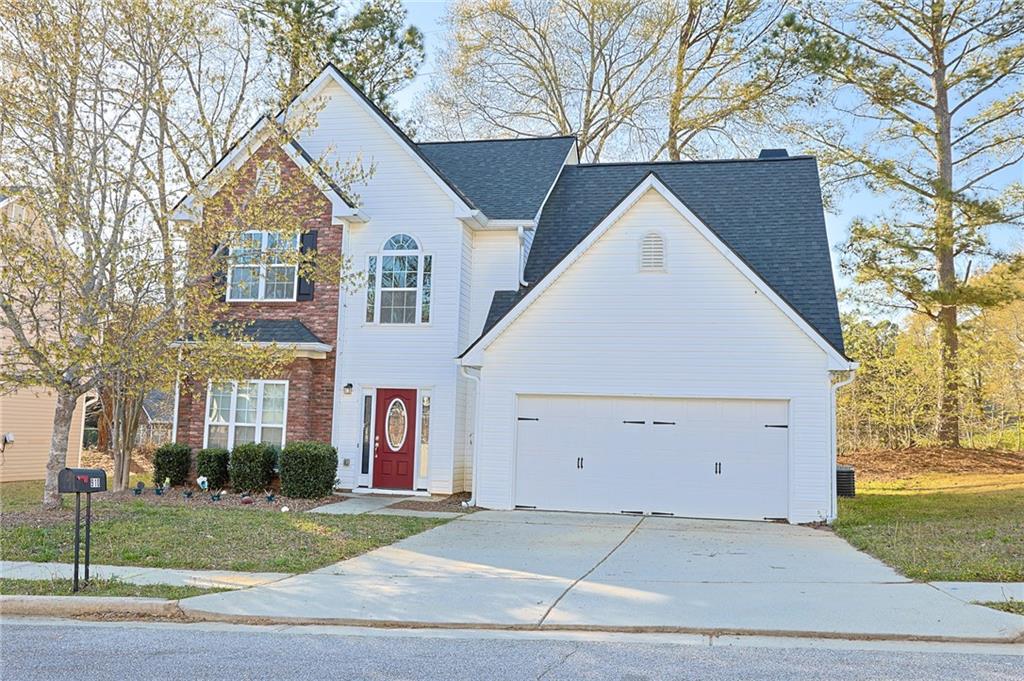 910 Lakeside Court, Loganville, Georgia image 1