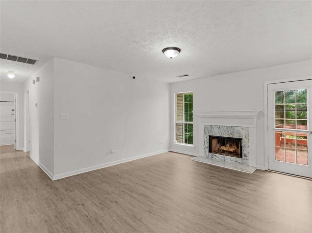 3055 Deerfield Way