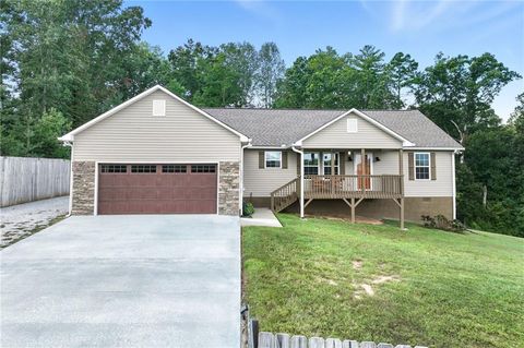 113 Stoddard Lane Cleveland GA 30528