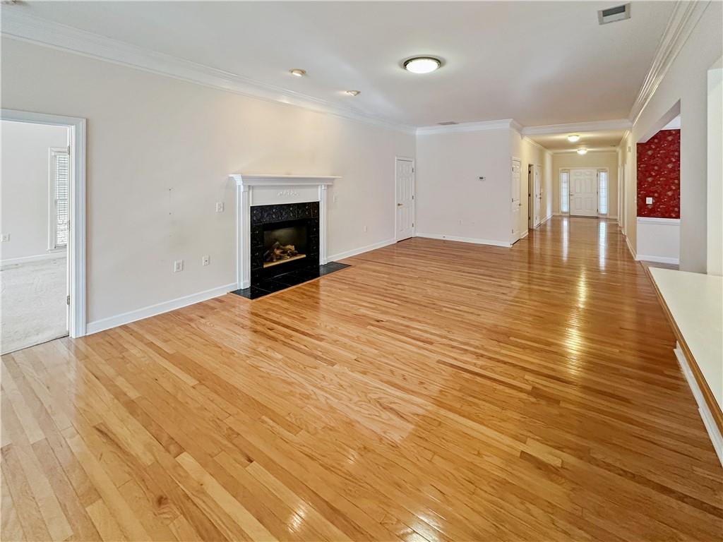 1890 Glenhurst Drive, Snellville, Georgia image 2