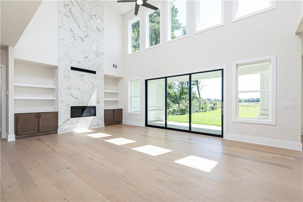 3090 Waterfront Circle