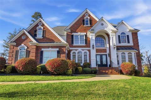 Homes For Sale - 5662 Tuxedo Drive<br/> Douglas County, Douglasville, GA 30135
