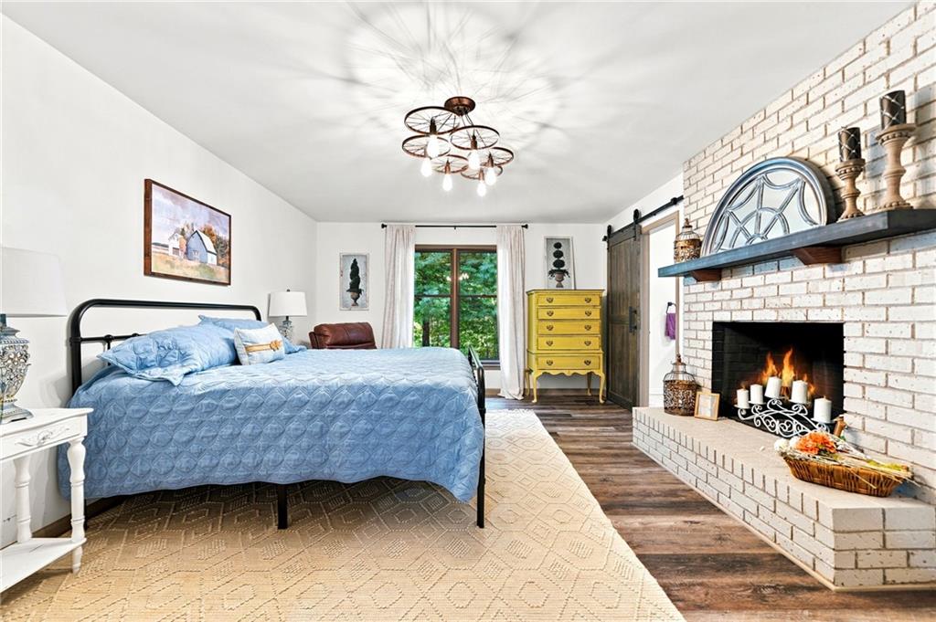 290 Sharptop Ridge Road