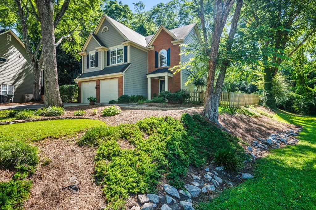 25 Whitlock Square