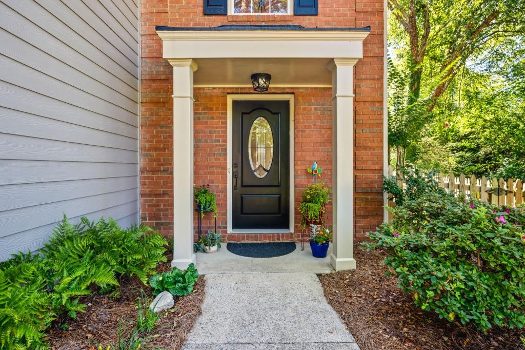 25 Whitlock Square