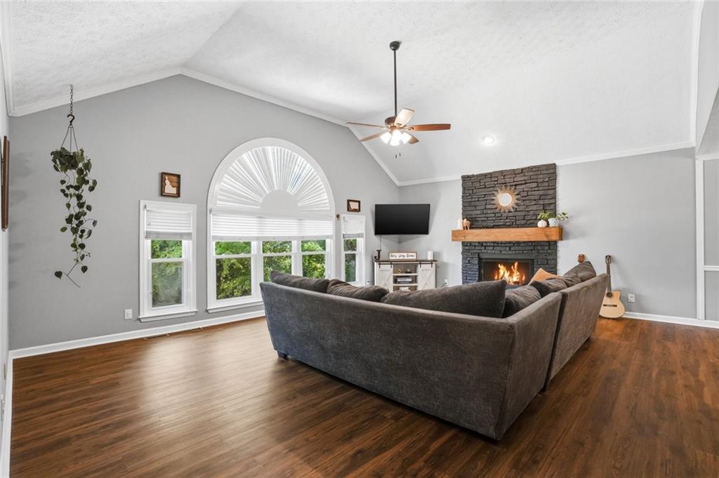 102 Hearthstone Drive