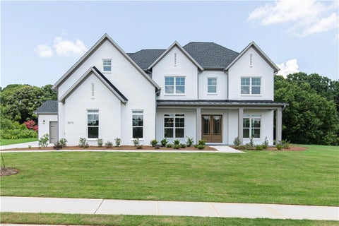 Homes For Sale - 5615 Willowbough Lane<br/> Cumming, GA 30040