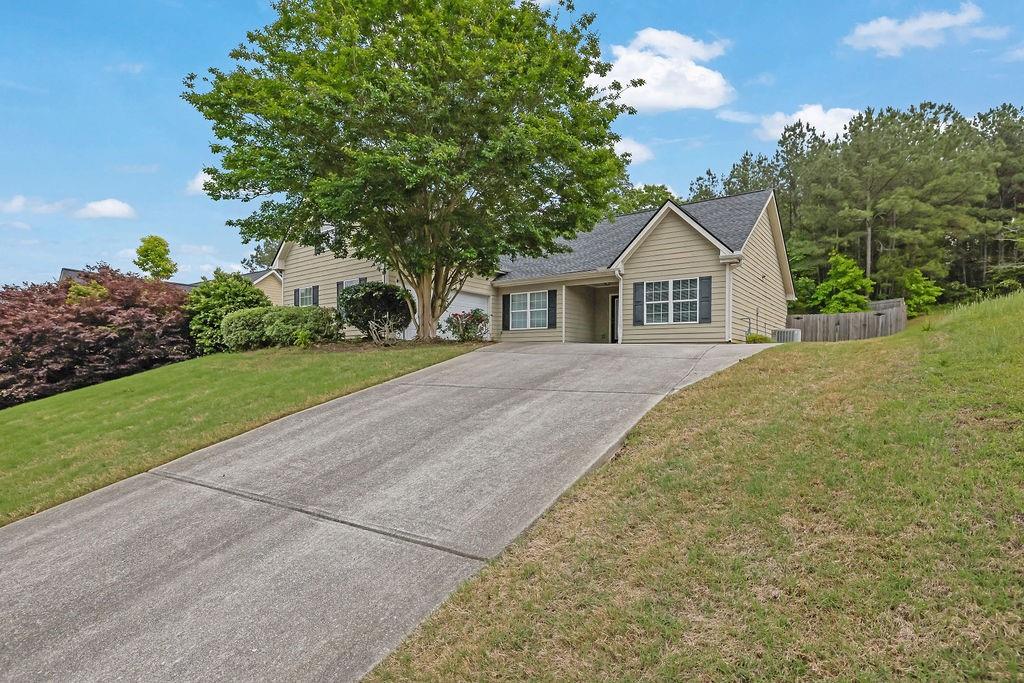 6345 Aarons Way, Flowery Branch, Georgia image 2