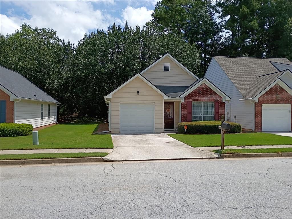 761 Hillandale Lane