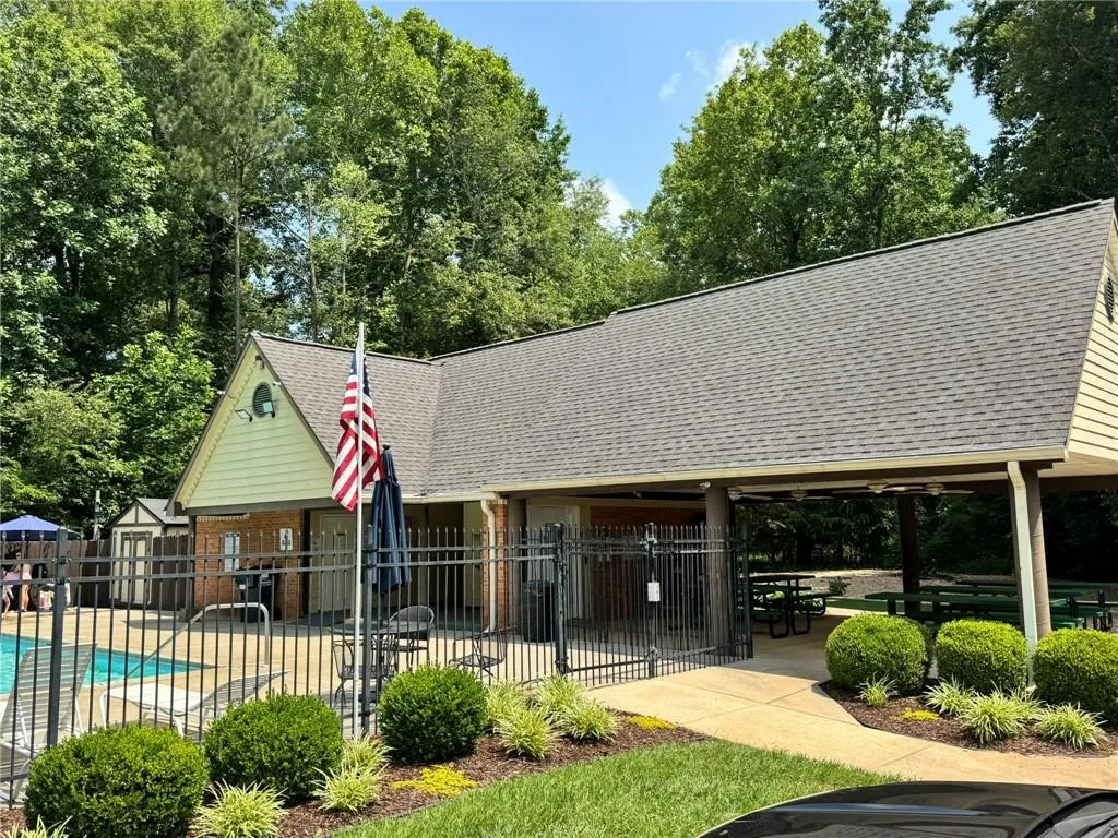 Woodstock, Georgia 30188, United States, 4 Bedrooms Bedrooms, ,3 BathroomsBathrooms,Residential,Active,114166
