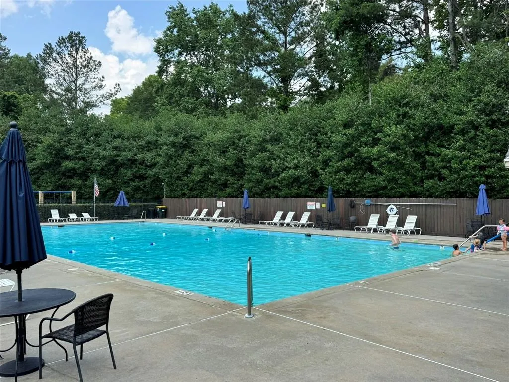 Woodstock, Georgia 30188, United States, 4 Bedrooms Bedrooms, ,3 BathroomsBathrooms,Residential,Active,114166