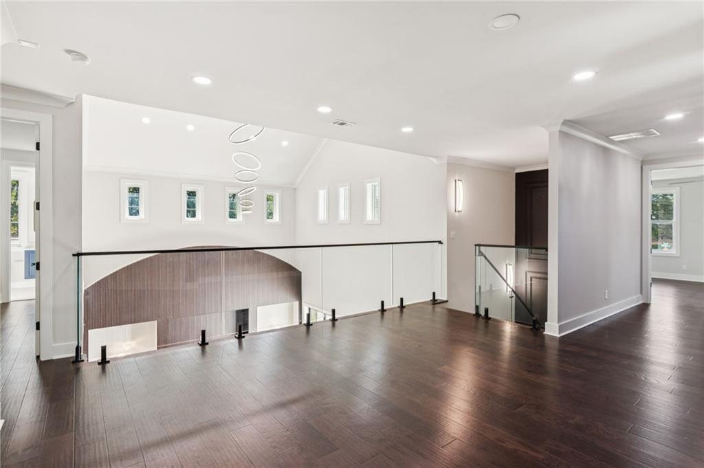 Akunna Court - Residential Lease