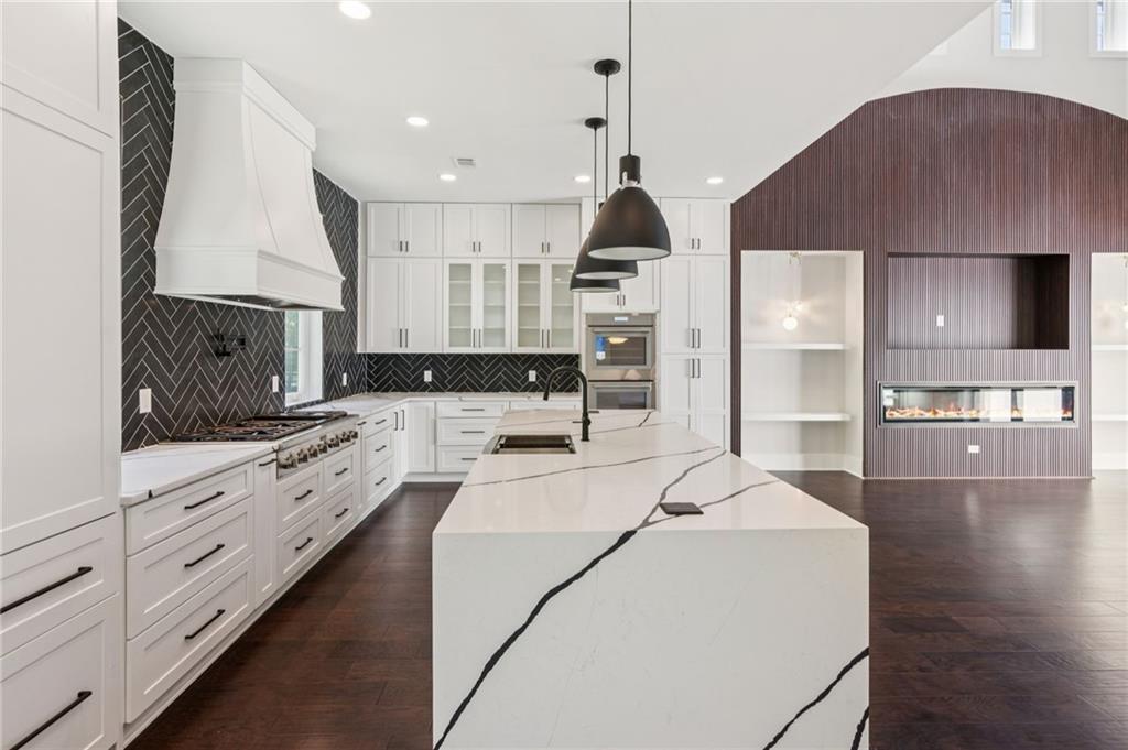 Akunna Court - Residential Lease