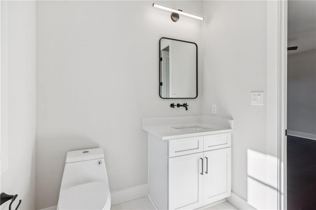 Akunna Court - Residential Lease