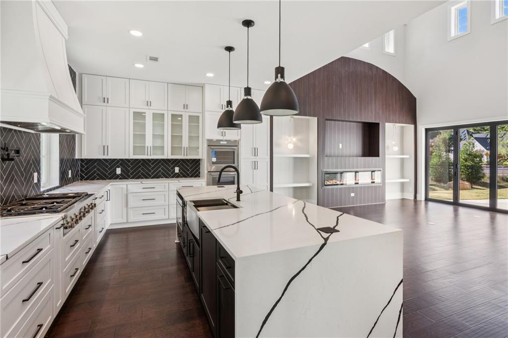 Akunna Court - Residential Lease