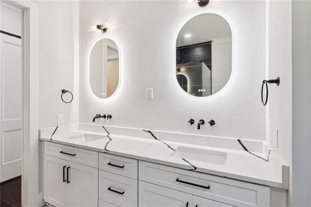 Akunna Court - Residential Lease