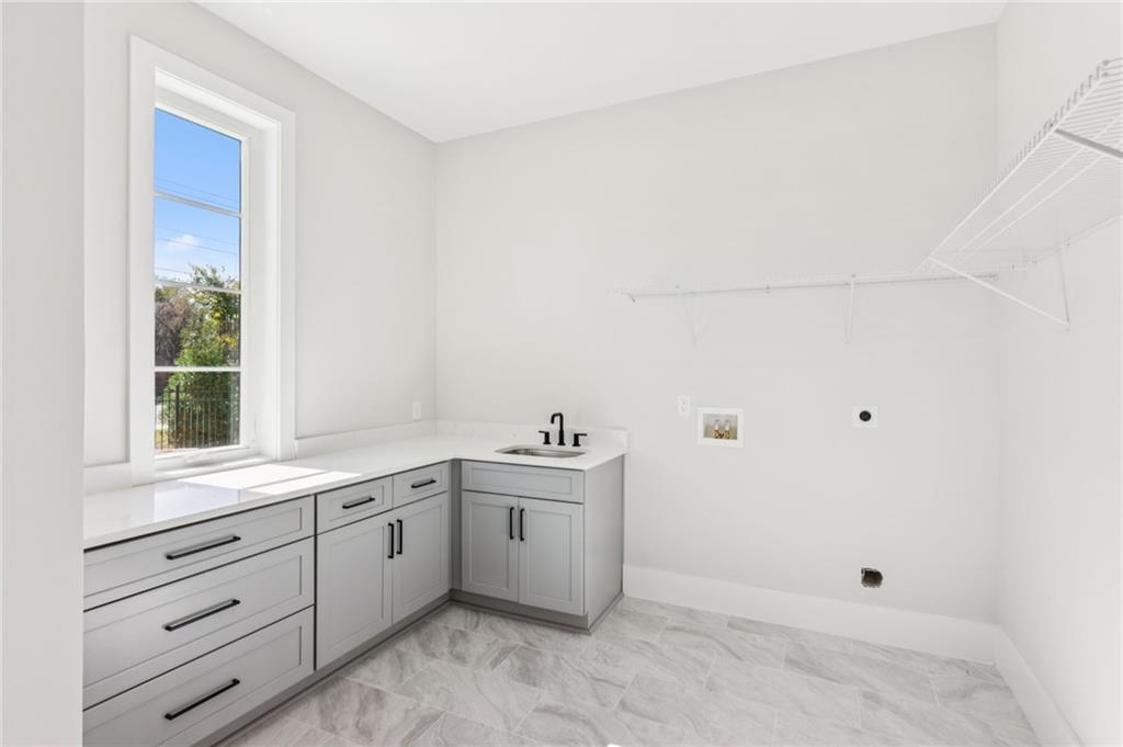 Akunna Court - Residential Lease